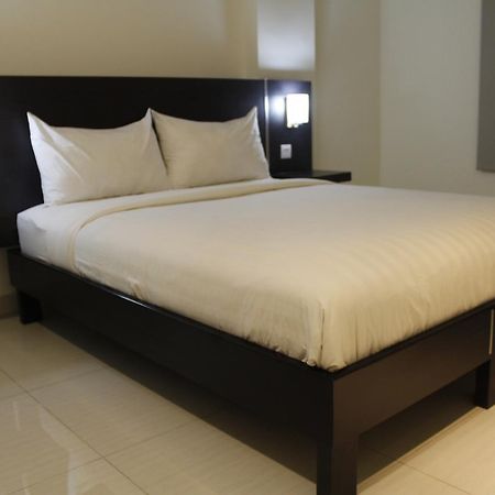 Bella Vita Hotel Kupang  Exterior foto