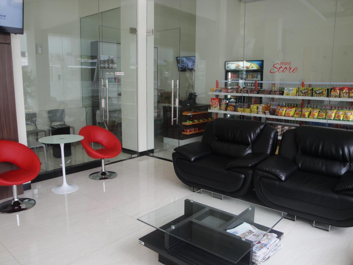 Bella Vita Hotel Kupang  Exterior foto